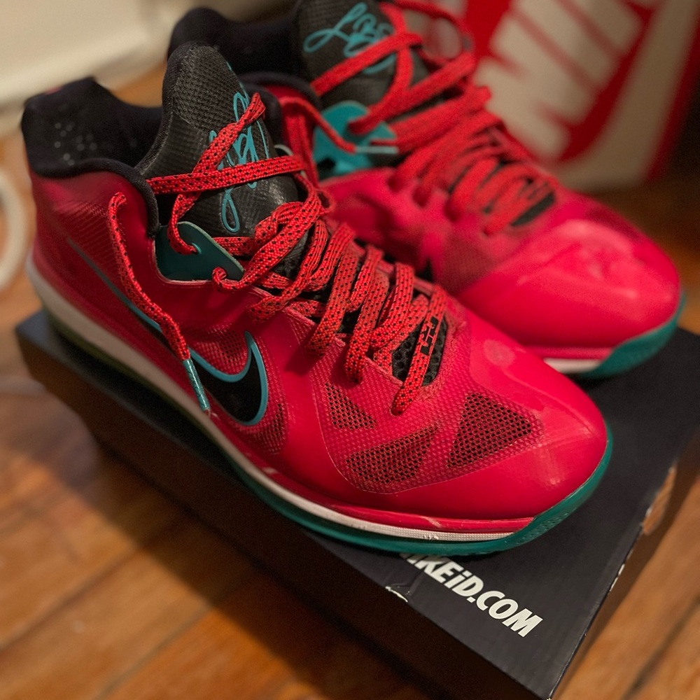 Nike Lebron 9 Low (Liverpool)
